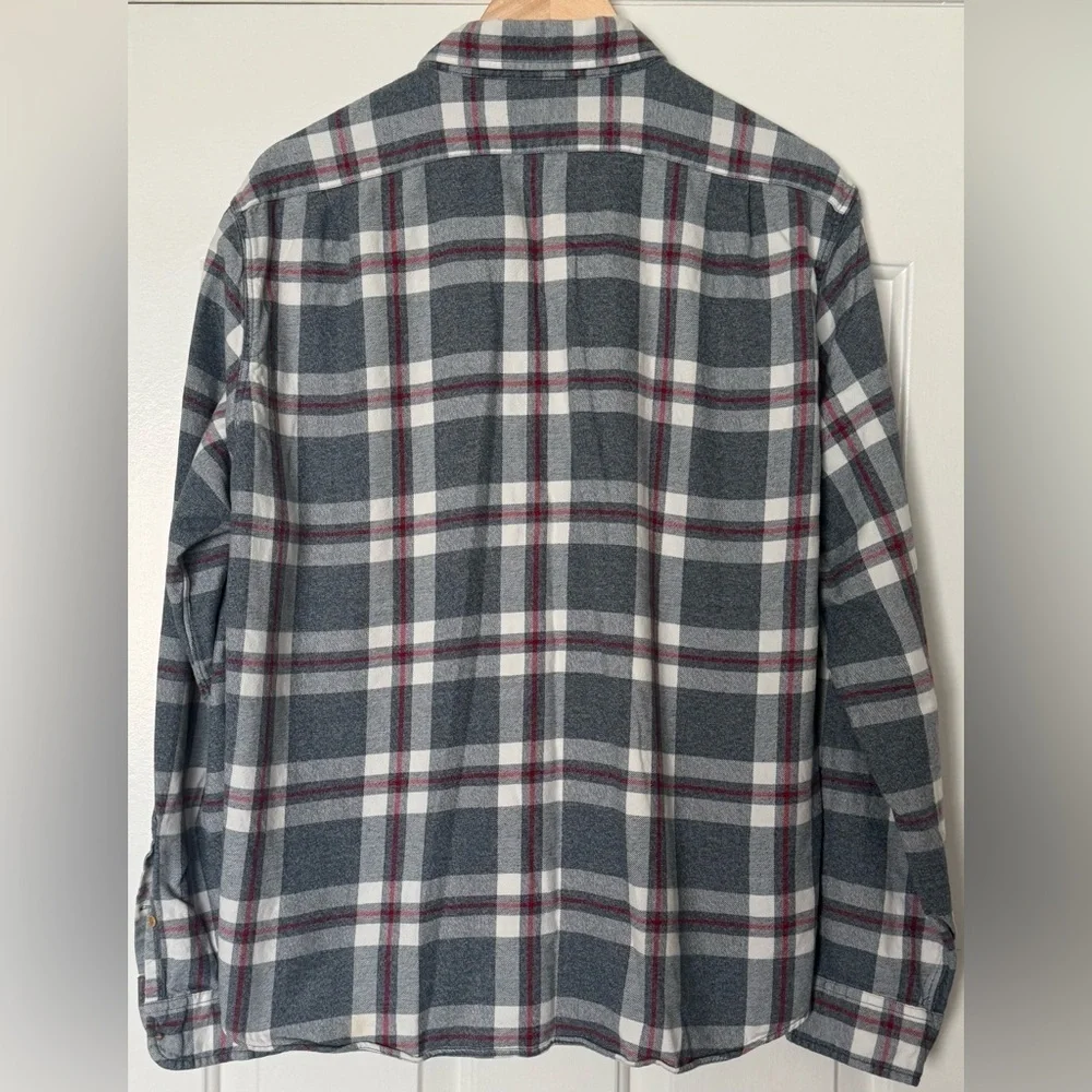 J.Crew Slim Fit Flannel Shirt Men’s XL | Gray Red Plaid Button-Down